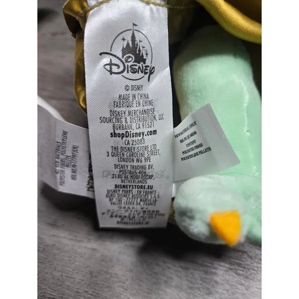 Yoda plush, candy dispenser, two hair‎ ties